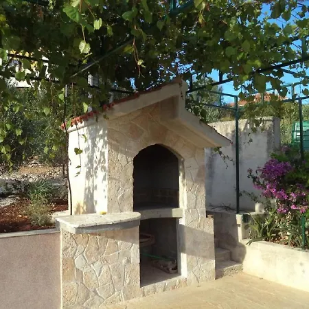 Mario - With Pool مارينا